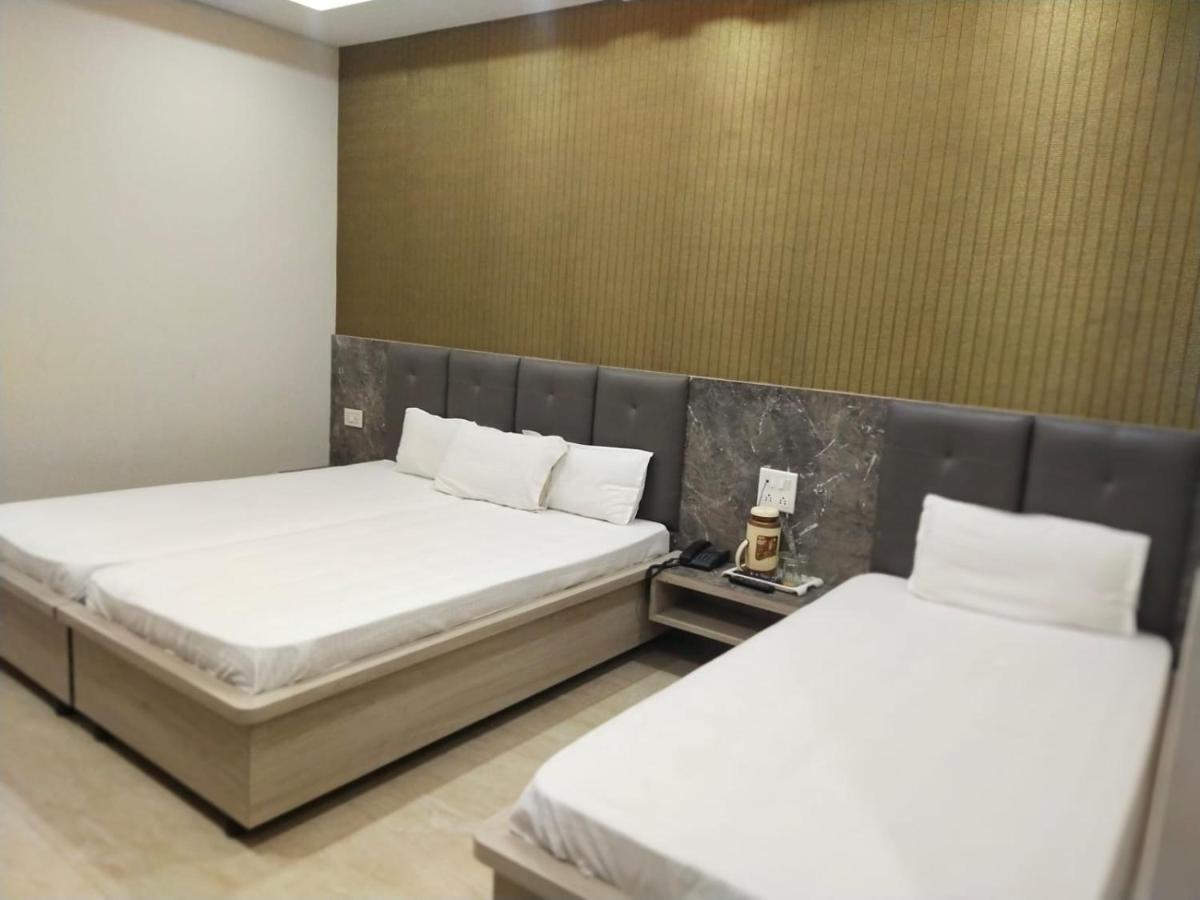 Hotel Gateway Kailash Varanasi Exterior foto
