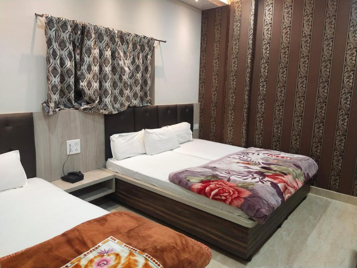 Hotel Gateway Kailash Varanasi Exterior foto