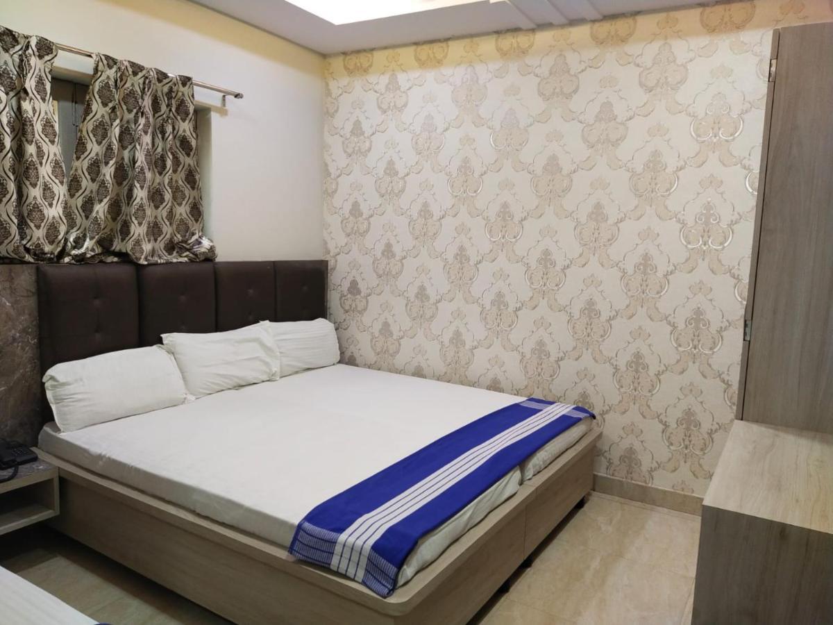 Hotel Gateway Kailash Varanasi Exterior foto