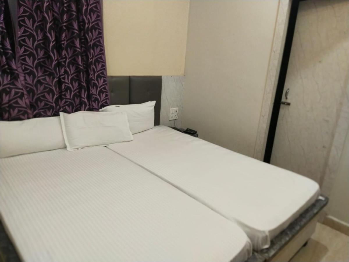 Hotel Gateway Kailash Varanasi Exterior foto