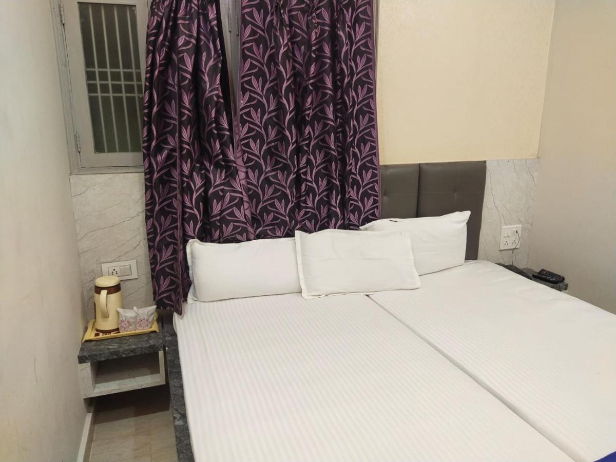 Hotel Gateway Kailash Varanasi Exterior foto
